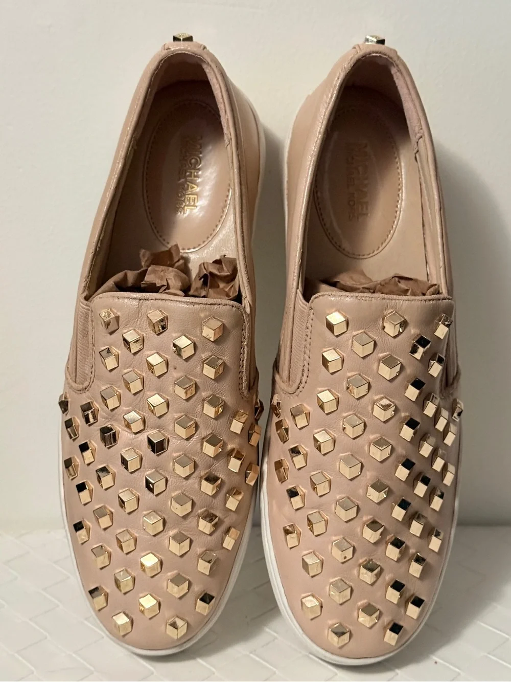 MICHAEL Michael Kors Keaton Studded Leather Slip On Sneakers Blush Pink Gold 9M